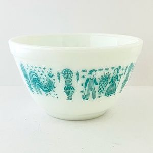 Vintage Pyrex 401 1.5 Pint Turquoise Aqua Amish Butterprint Mixing Bowl, MINT